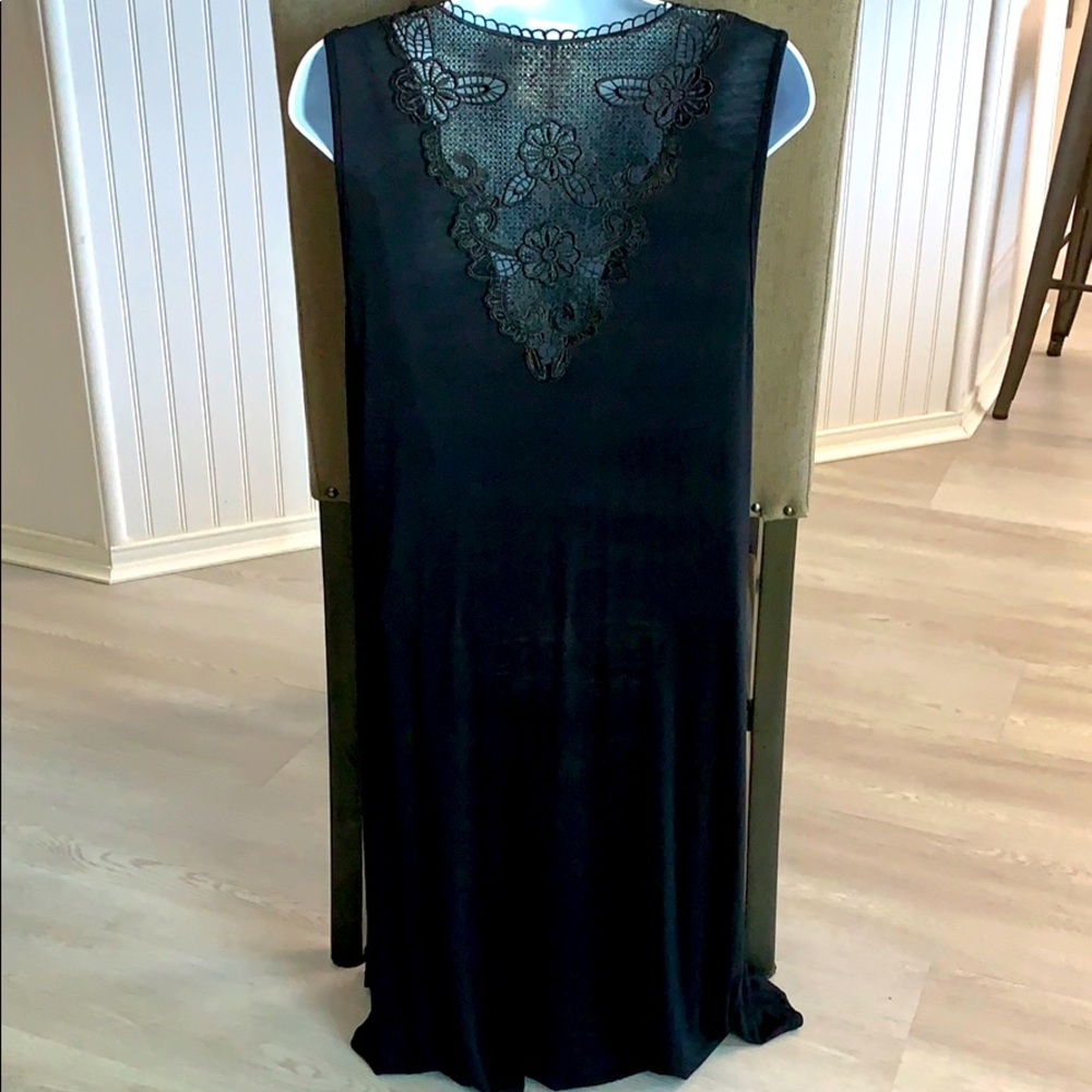 Long vest - Picture 2 of 2